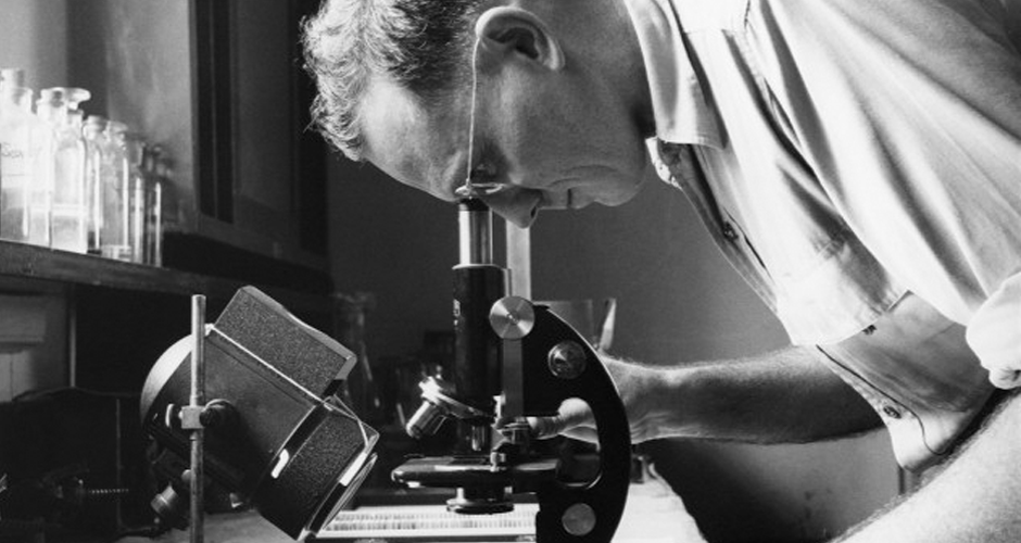 Laboratory solid-state materials research equipment and crystal imagery